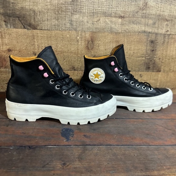 ✨CONVERSE✨Lug Platform Lace Up Gore Tex Boots - Picture 5 of 5